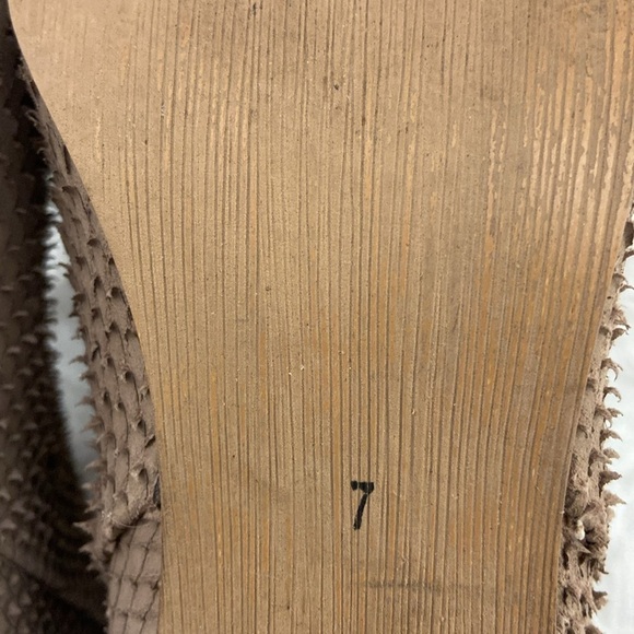 Liendo , Women’s, Tan Ankle Boots. Size-7 - Picture 8 of 11